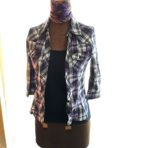 3/4 sleeve plaid button down shirt